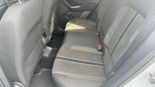 VOLKSWAGEN T-Roc usata, con USB