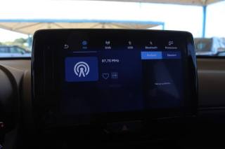 TOYOTA Yaris Cross usata, con Autoradio digitale