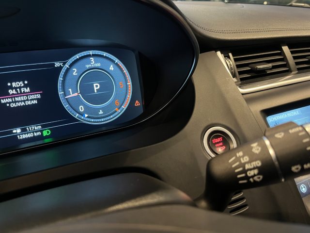 JAGUAR E-Pace usata, con Antifurto