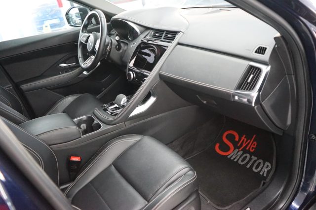 JAGUAR E-Pace usata, con Climatizzatore