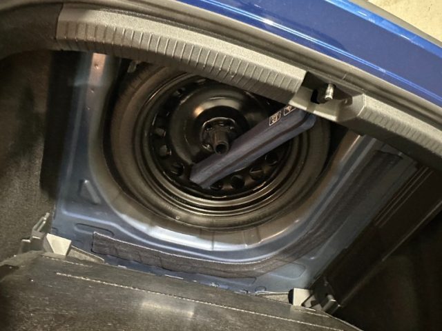 VOLKSWAGEN Taigo usata, con USB