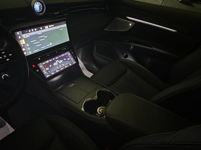 MASERATI Grecale usata, con Sound system