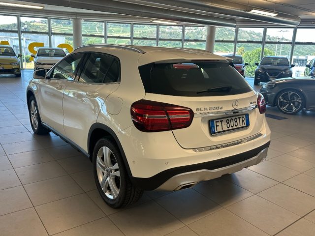 MERCEDES-BENZ GLA 200 usata, con Boardcomputer