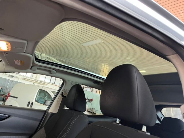 NISSAN Qashqai usata, con Sensore di luce
