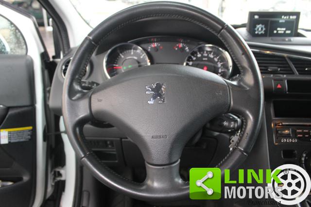 PEUGEOT 3008 usata, con USB