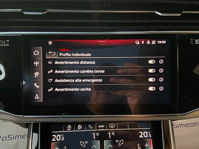 AUDI Q8 usata, con USB