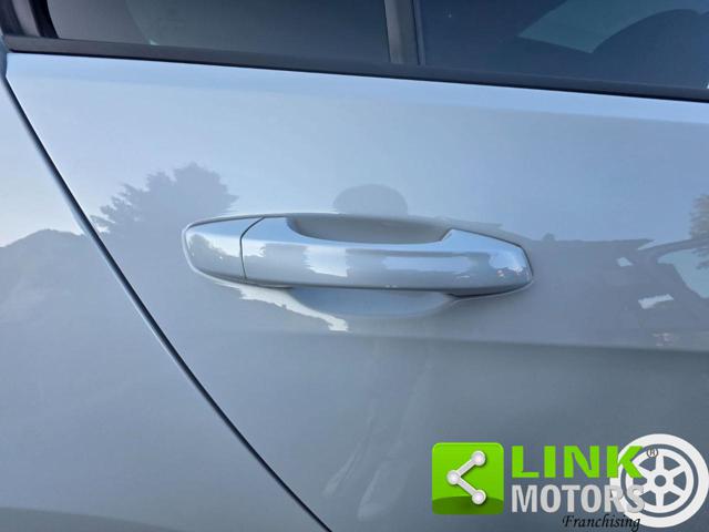 VOLKSWAGEN Golf GTI usata, con Autoradio digitale