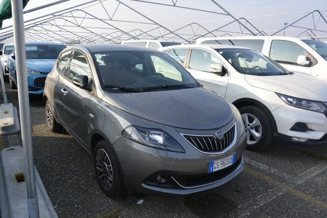 LANCIA Ypsilon usata, con ABS