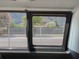 VOLKSWAGEN Caravelle usata 25