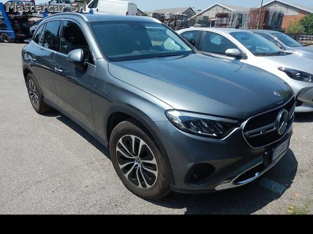 MERCEDES-BENZ GLC 220 usata, con Controllo automatico clima