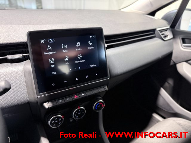 RENAULT Clio usata, con Servosterzo