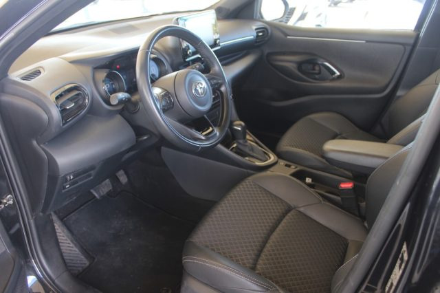 TOYOTA Yaris usata, con Sistema di navigazione
