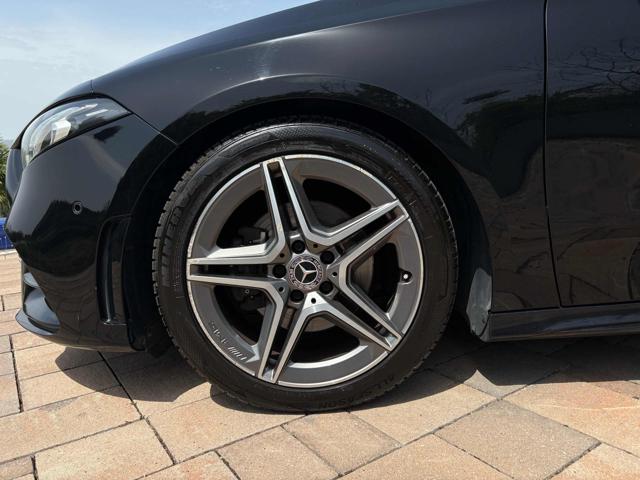 MERCEDES-BENZ A 180 usata, con Alzacristalli elettrici
