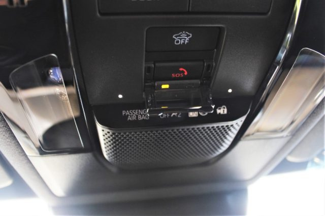 TOYOTA Land Cruiser usata, con Bluetooth