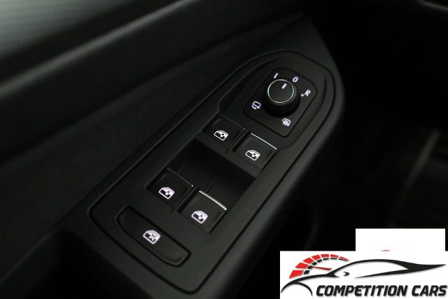 VOLKSWAGEN Golf usata, con Sistema di navigazione