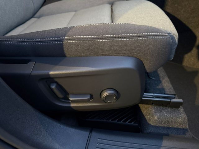 VOLVO XC40 usata, con Telecamera per parcheggio assistito