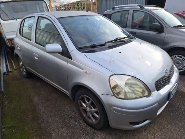 TOYOTA Yaris usata 15