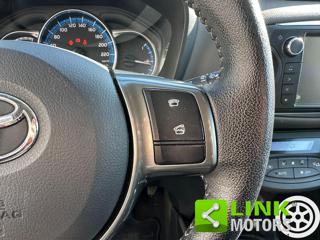 TOYOTA Yaris usata, con Luci diurne LED