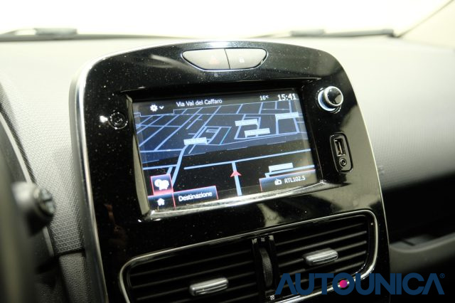 RENAULT Clio usata, con Specchietti laterali elettrici
