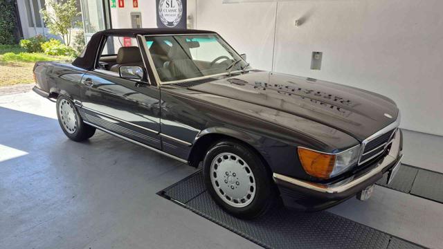 MERCEDES-BENZ SL 560 usata 10