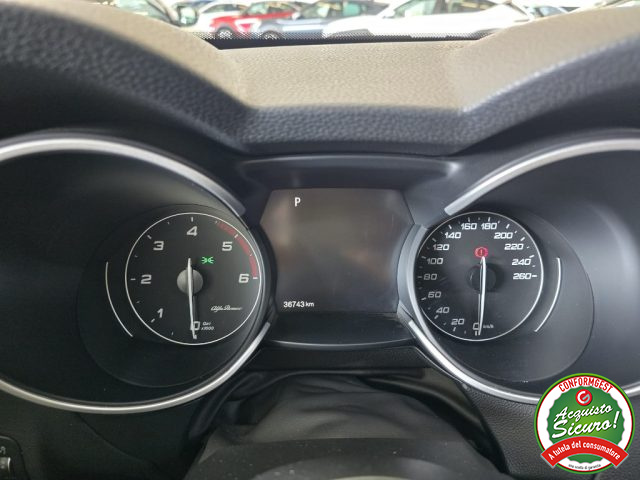 ALFA ROMEO Stelvio usata, con Bracciolo