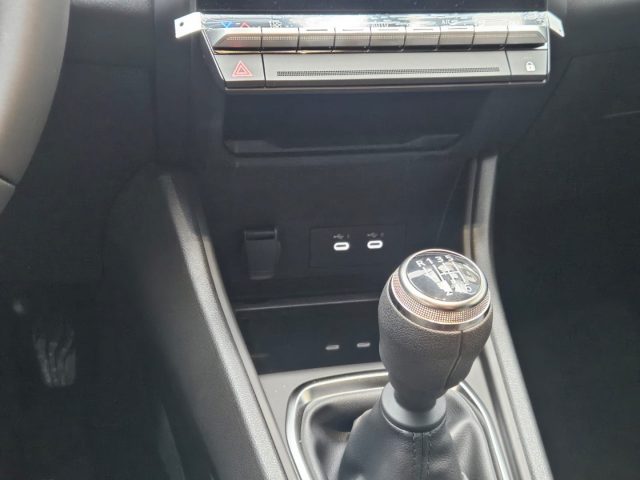 RENAULT Captur usata, con USB