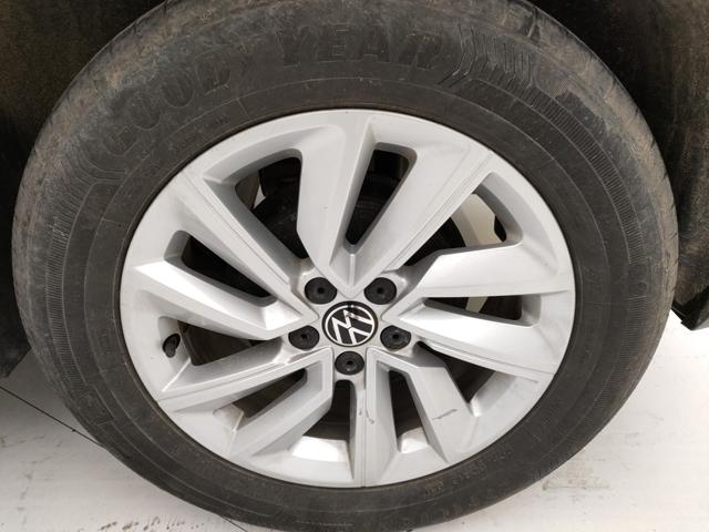 VOLKSWAGEN T-Cross usata, con Volante in pelle