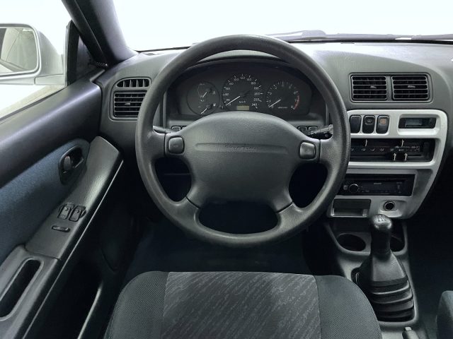 MAZDA 323 usata 23