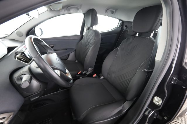 LANCIA Ypsilon usata 8