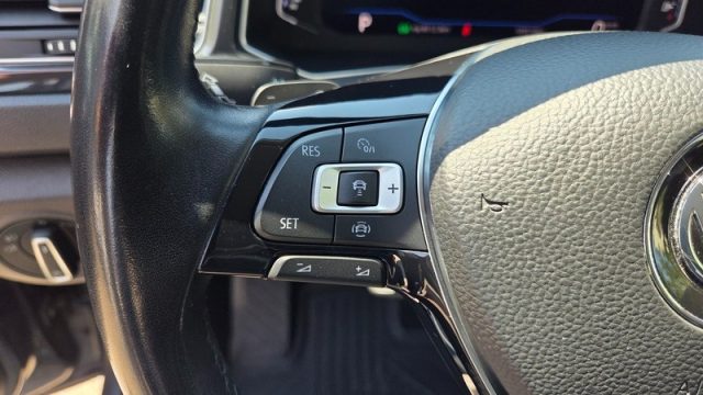 VOLKSWAGEN T-Roc usata, con Park Distance Control