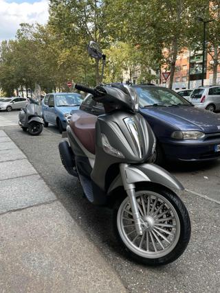 PIAGGIO Beverly 300 i.e. usata 5