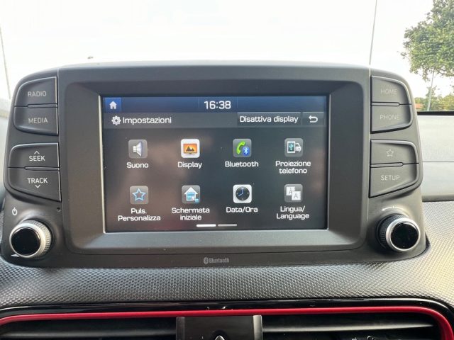 HYUNDAI Kona usata, con Volante in pelle