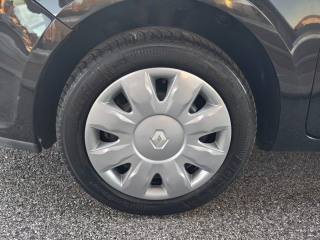 RENAULT Clio usata, con Boardcomputer