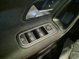 MERCEDES-BENZ A 180 usata, con Volante multifunzione