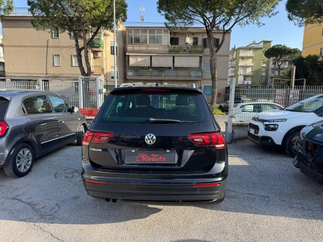 VOLKSWAGEN Tiguan usata, con Fendinebbia