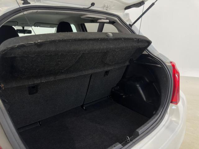 TOYOTA Yaris usata, con ESP