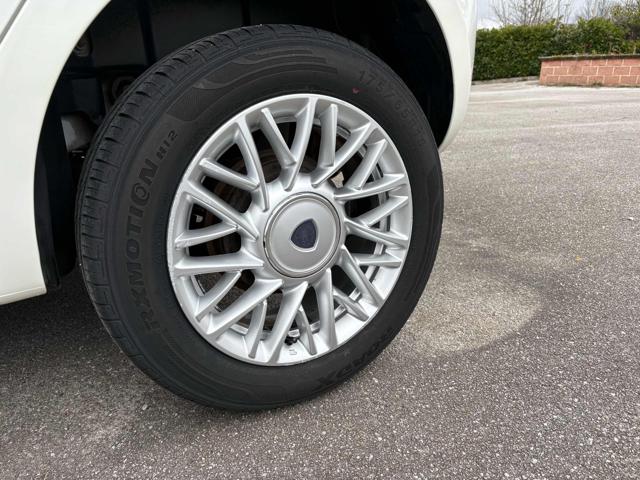 LANCIA Ypsilon usata, con ESP