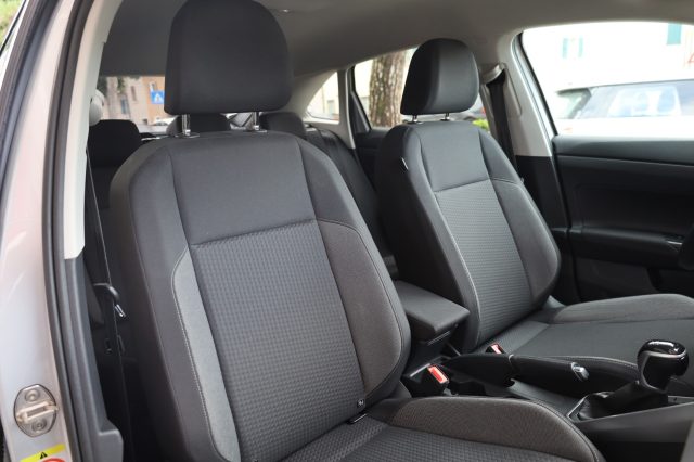 VOLKSWAGEN Taigo usata 112