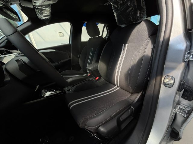 OPEL Corsa usata, con Sensore di luce