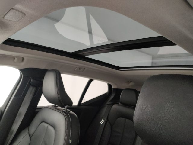 VOLVO XC40 usata, con Touch screen