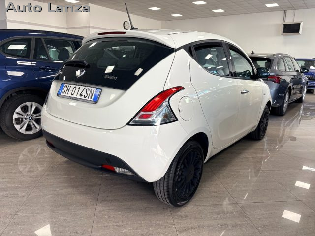 LANCIA Ypsilon usata, con Airbag