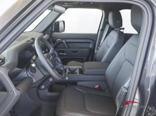 LAND ROVER Defender usata 6