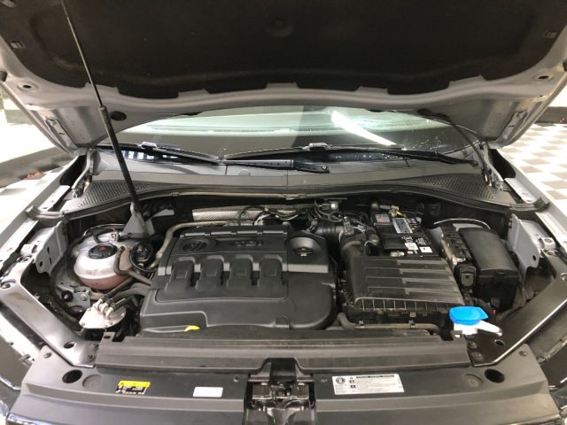 VOLKSWAGEN Tiguan usata, con Airbag testa