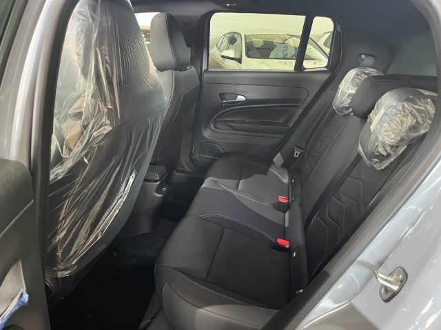 JEEP Avenger usata, con Volante in pelle