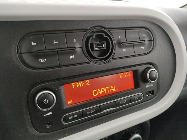 RENAULT Twingo usata, con Volante in pelle