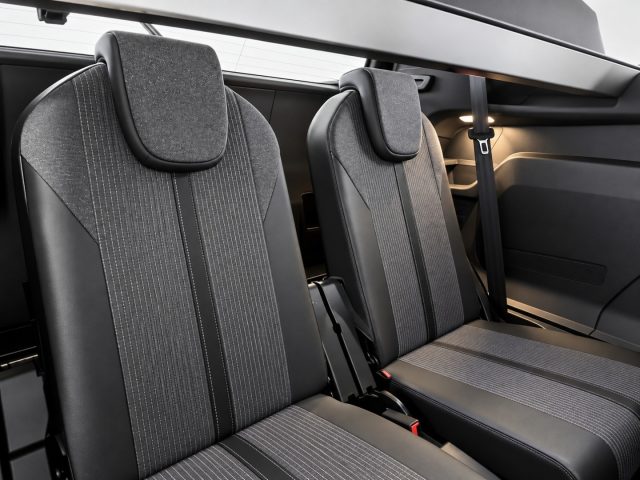 PEUGEOT 5008 usata, con Chiusura centralizzata