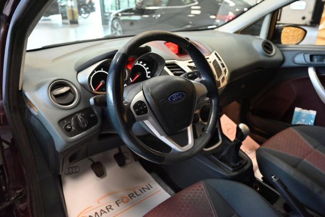 FORD Fiesta usata 32