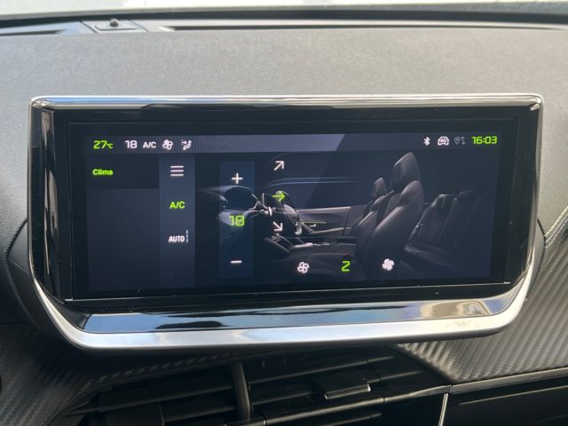 PEUGEOT 2008 usata, con Luci diurne LED