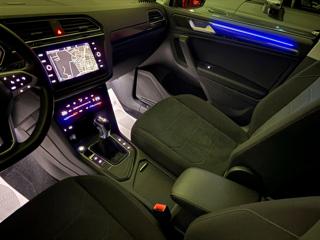 VOLKSWAGEN Tiguan usata, con Bracciolo