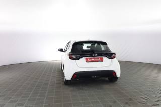 TOYOTA Yaris usata 4